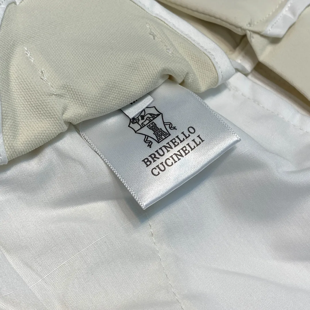 Real details shot!